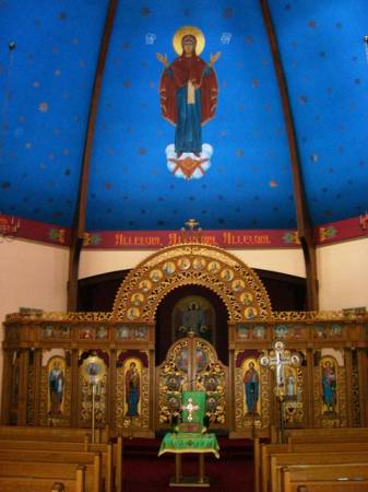 St Michael Shenandoah Interior 2.jpg