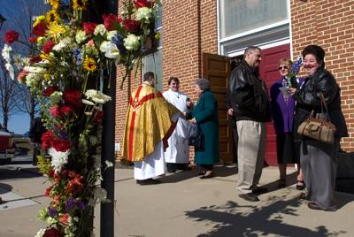 080323_easter_service_4.jpg